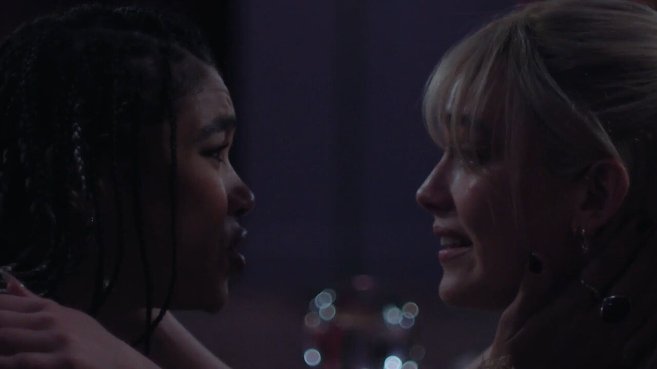 Смотреть Запретный плод